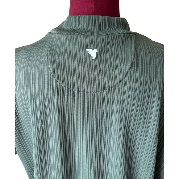 Makade Golf T-shirt size XL Green Mock Neck - Picture 8 of 10